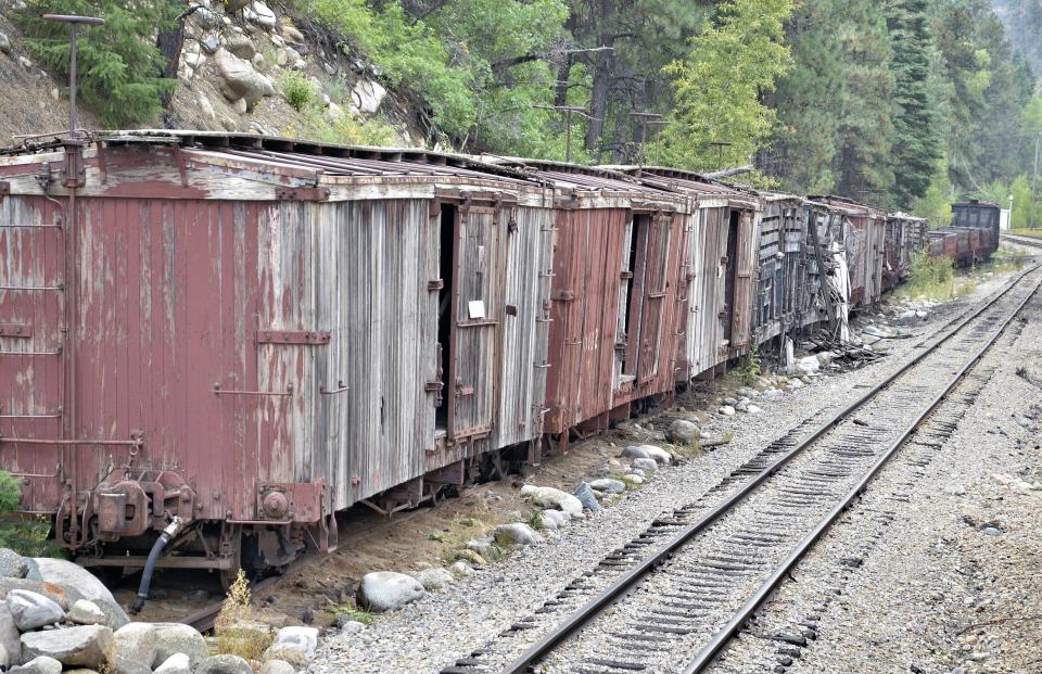 wooden railway freight cars